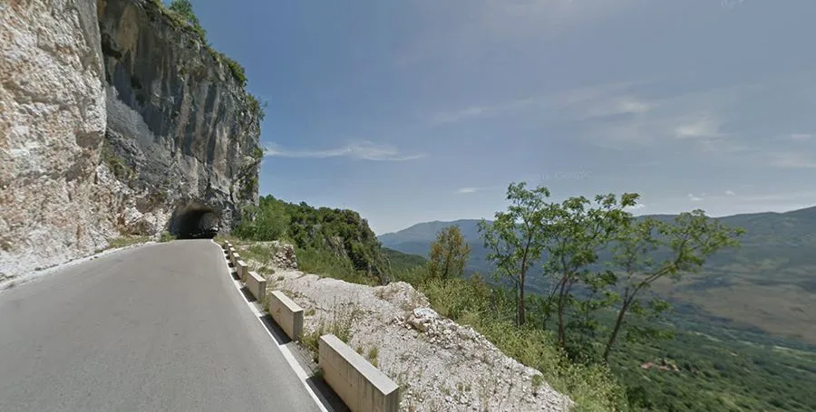 Nikšić, Krupac lake and Ostrog drive